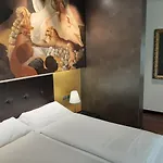 Casa Savoia Luxury House *
